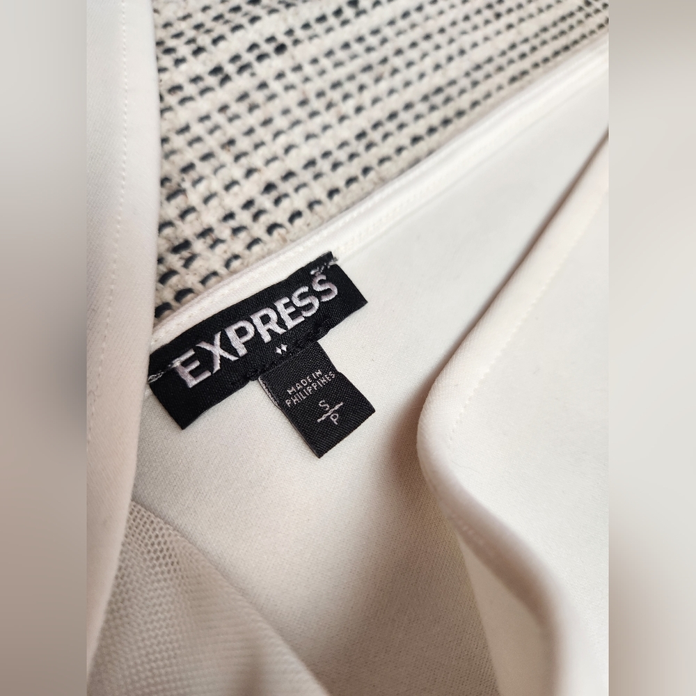SOLD Express white peplum Blouse - Picture 3 of 7